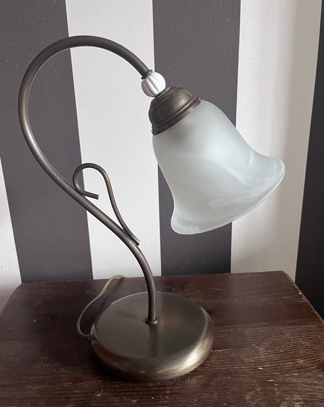 Elegante vintage messing Art nouveau tafellamp of bureaulamp, Huis en Inrichting, Overige typen, Ophalen of Verzenden, Metaal