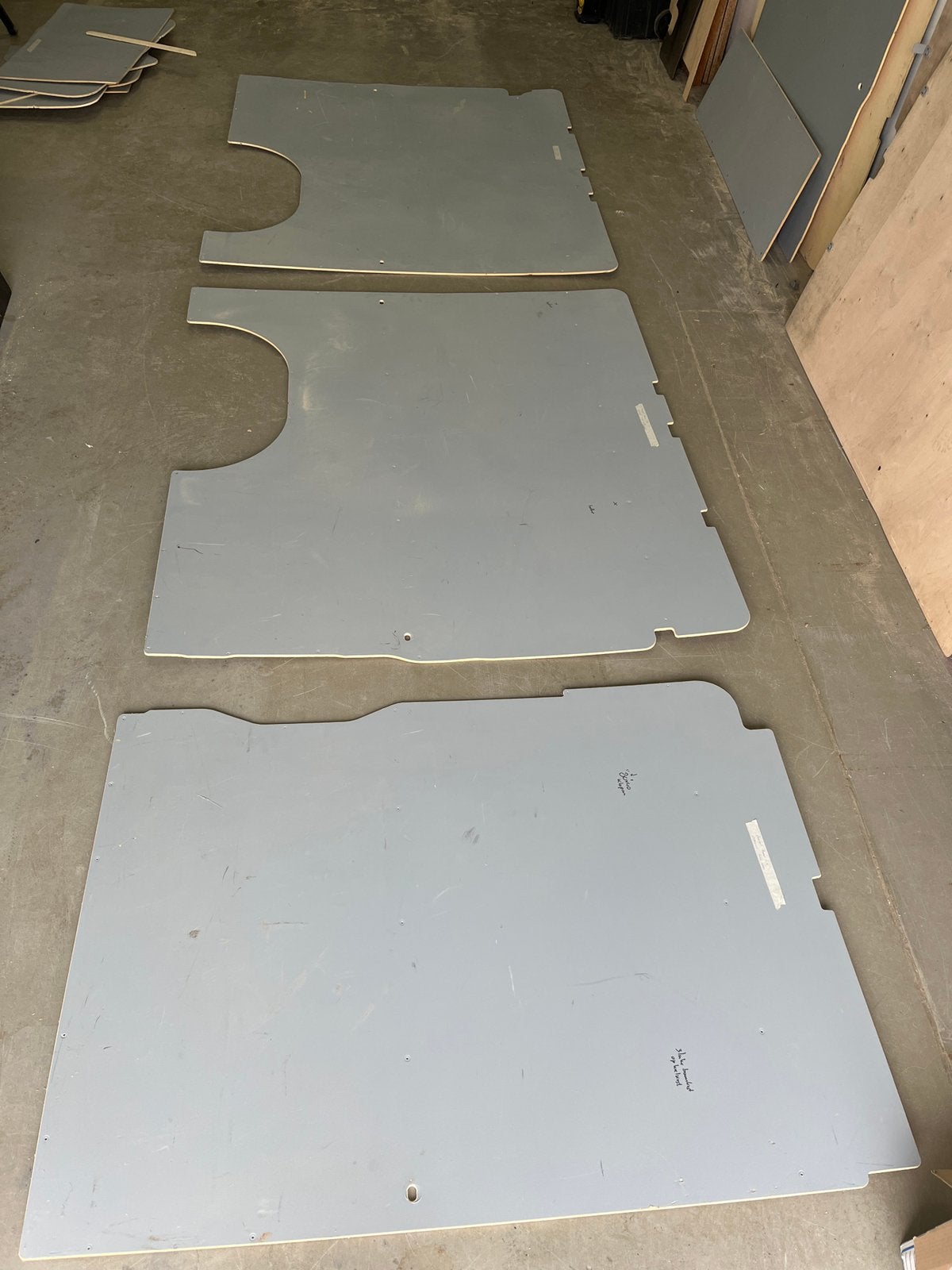 Wand panelen / betimmering bedrijfsbus, Ophalen