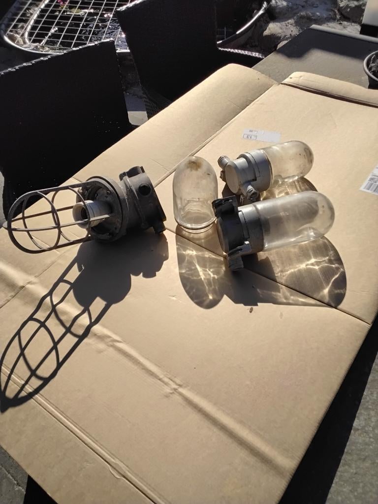 Oud antiek industriele hanglampen / Bunkerlampen/ kooilampen, Antiek en Kunst, Ophalen of Verzenden