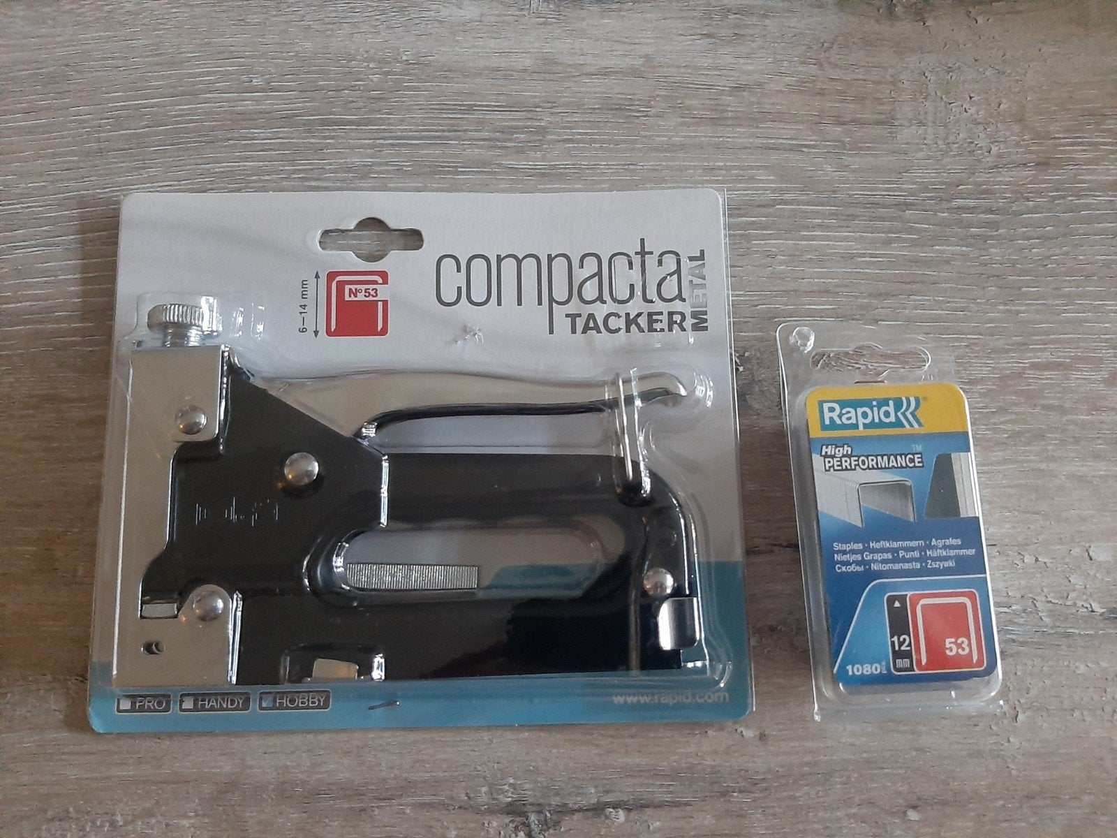Compacta Tacker Metaal met nietjes - Nieuw in verpakking, Ophalen of Verzenden, Nieuw