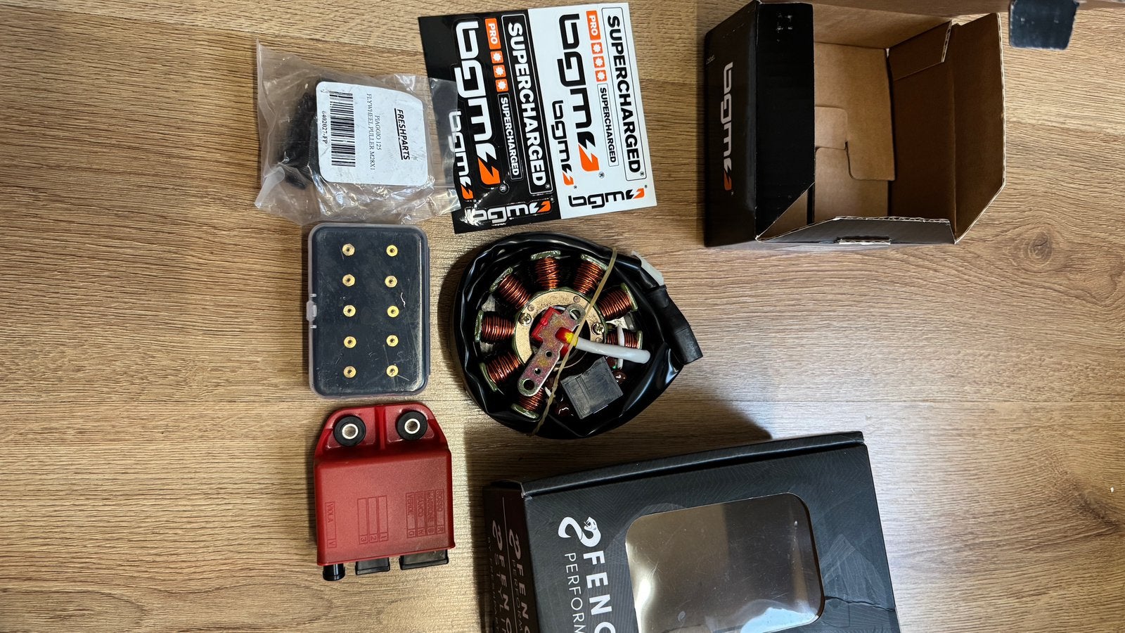 Compleet ontsteking pakket Piaggio 125-180 2T NIEUW, Motoren, Ophalen of Verzenden