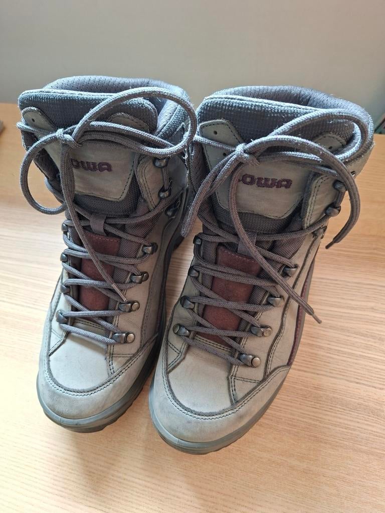 Dames wandelschoenen, Ophalen of Verzenden, Zo goed als nieuw