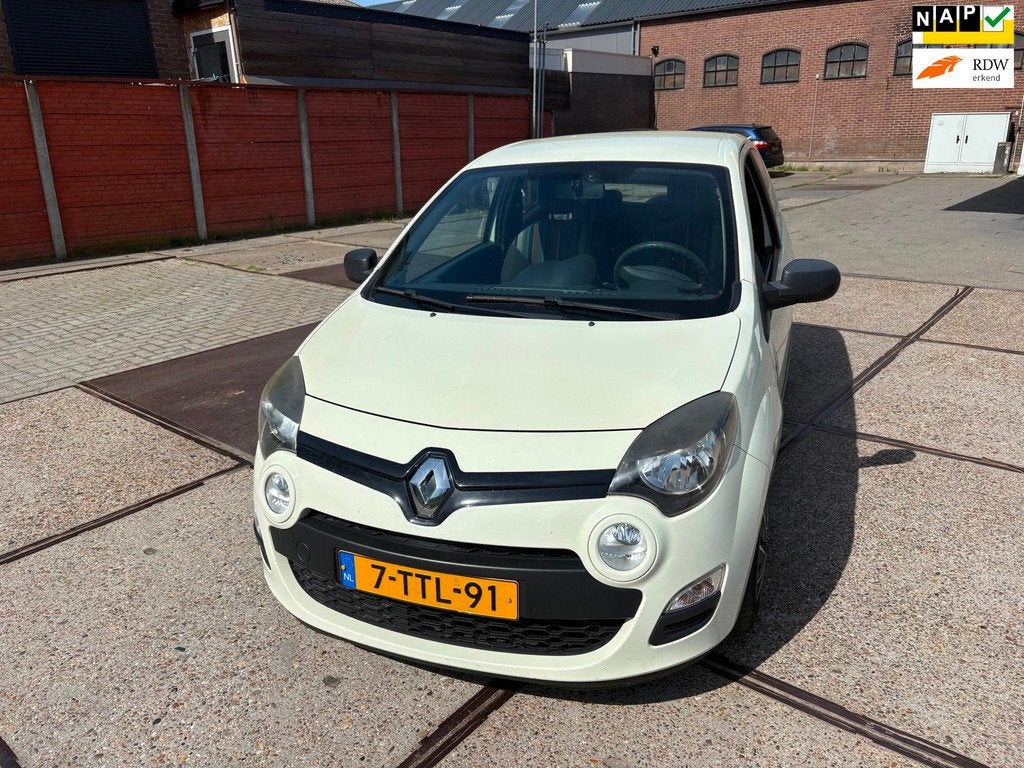 Renault Twingo 1.2 16V Parisienne, Auto's, Voorwielaandrijving, Gebruikt, Bluetooth, 4 cilinders