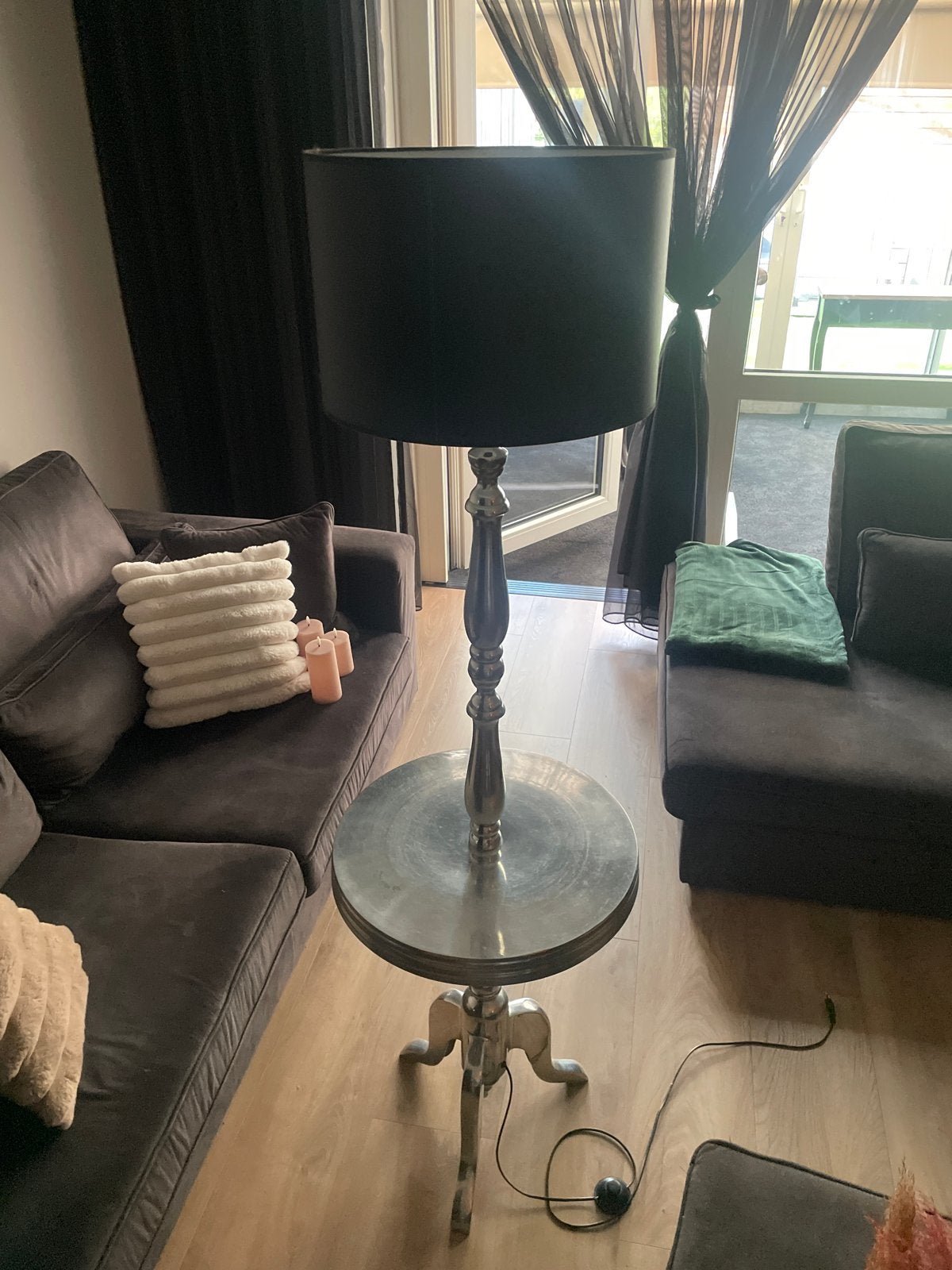 Rivièra Maison Butler Staande Lamp met Tafel, Gebruikt, Metaal, 150 tot 200 cm, E27 (groot)