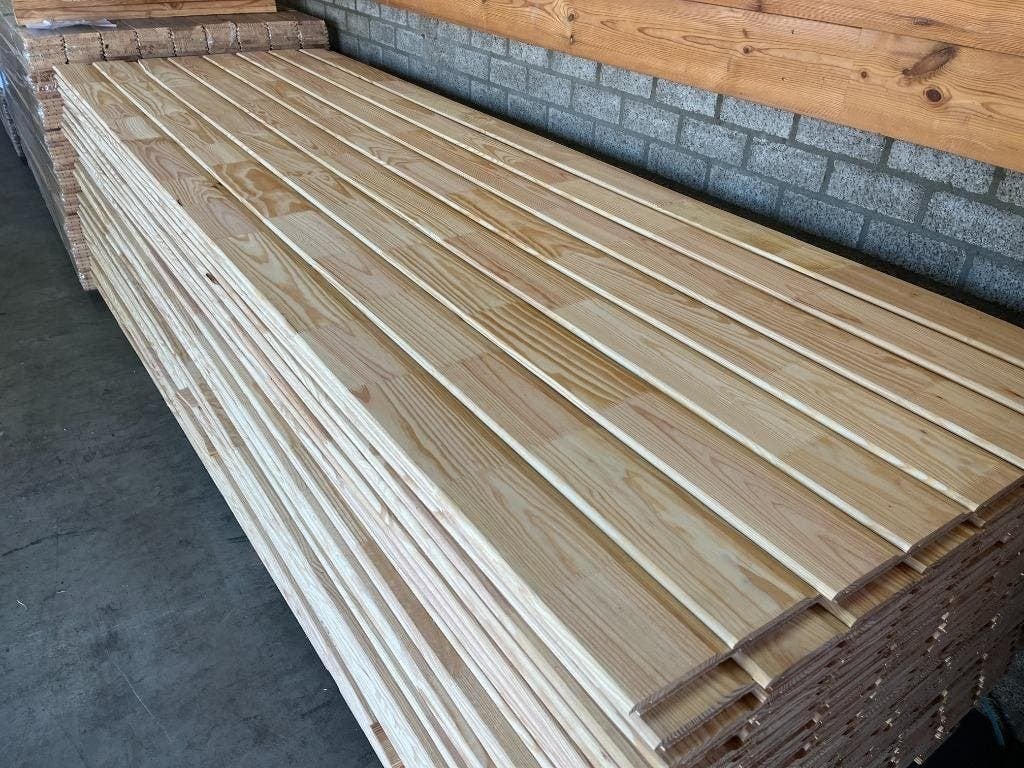 Rabatdelen grenen hout voor wand , plafond etc 21x125x3000