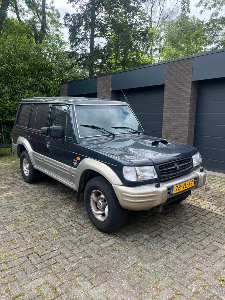 Hyundai Galloper mitshubishi pajero 2.5 TDI youngtimer marge, Auto's, Galloper, 4 cilinders, Blauw, Origineel Nederlands