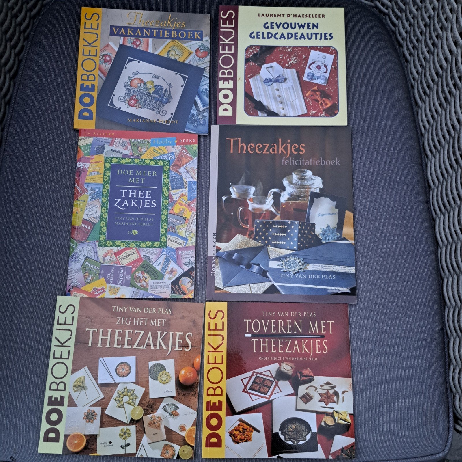 6x Theezakjes Hobbyboeken: Knutselen met Theezakjes, Ophalen of Verzenden