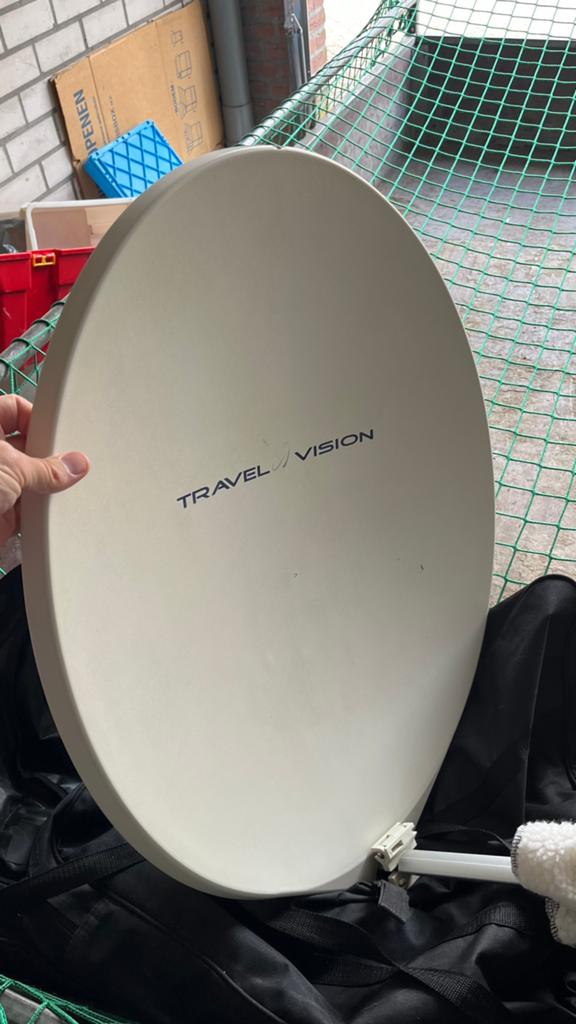 Travel Vision schotelantenne met tv en toebehoren, Audio, Tv en Foto, Schotelantennes, Ophalen, Gebruikt, (Schotel)antenne, Overige merken