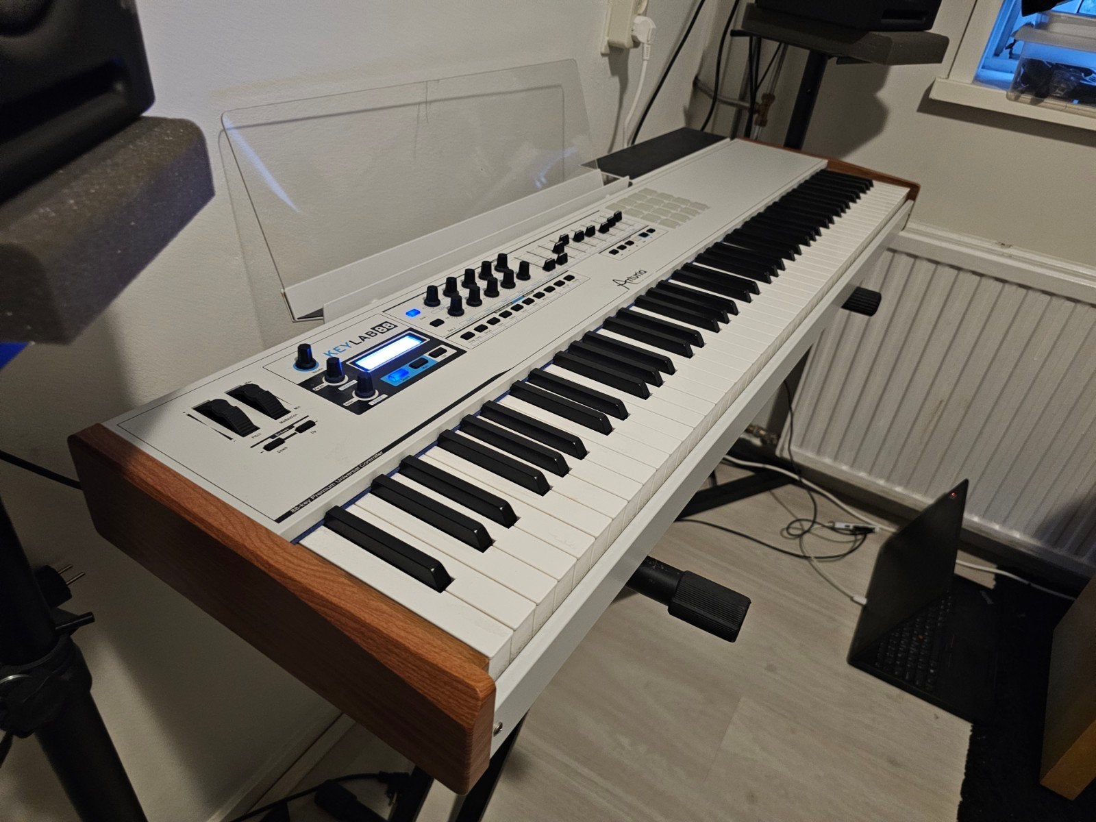 Arturia KeyLab 88 MIDI Controller - Zo goed als nieuw, Muziek en Instrumenten, 88 toetsen, Zo goed als nieuw, Aanslaggevoelig