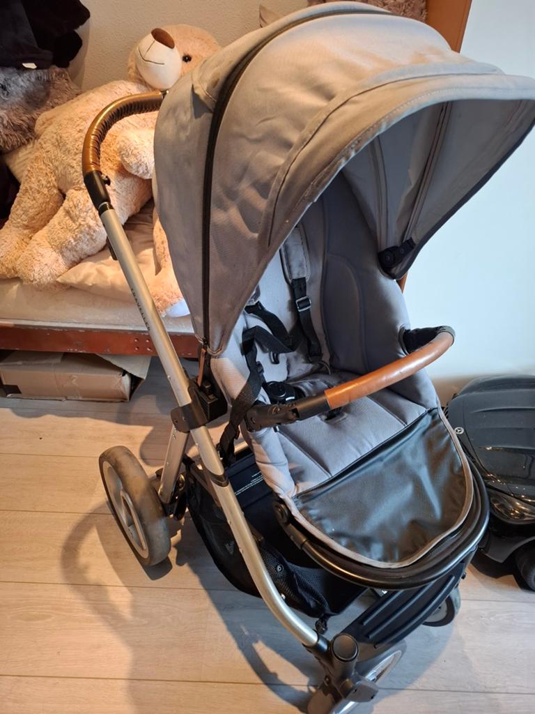 Mutsy traveller kinderwagen antraciet, Kinderen en Baby's, Kinderwagens en Combinaties, Ophalen, Gebruikt, Mutsy