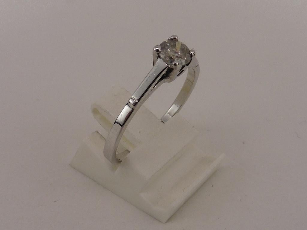 Witgouden damesring solitair met briljant                G52, 18 tot 19, Gebruikt, Overige kleuren, .