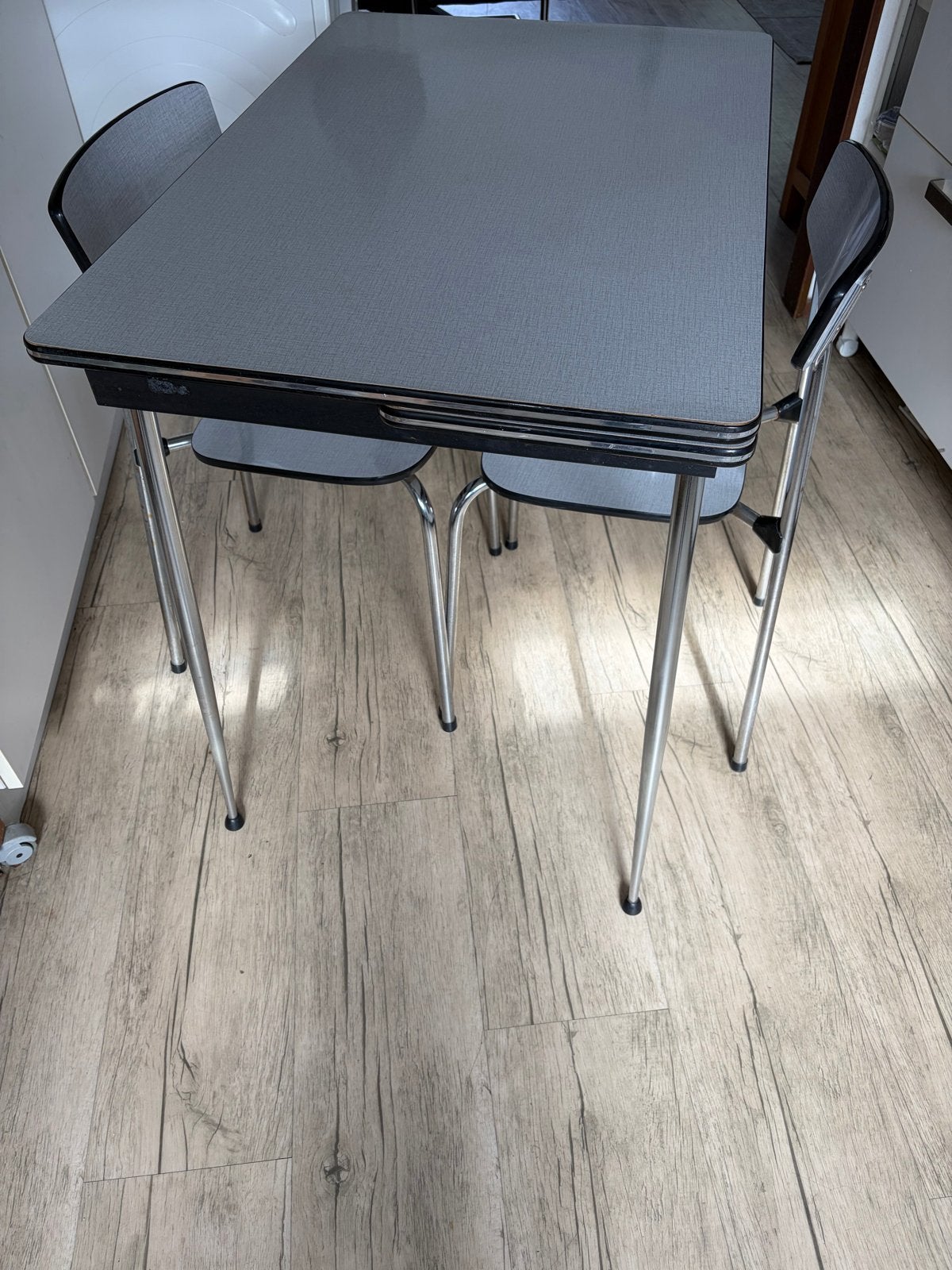 Vintage Brabantia formica eettafel met 2 stoelen, Ophalen