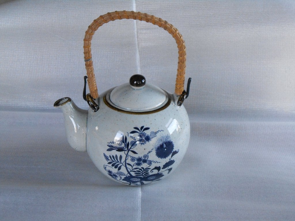 Theepot met hengsel,  niet gemerkt, Ophalen, Overige typen, Zo goed als nieuw, Klassiek