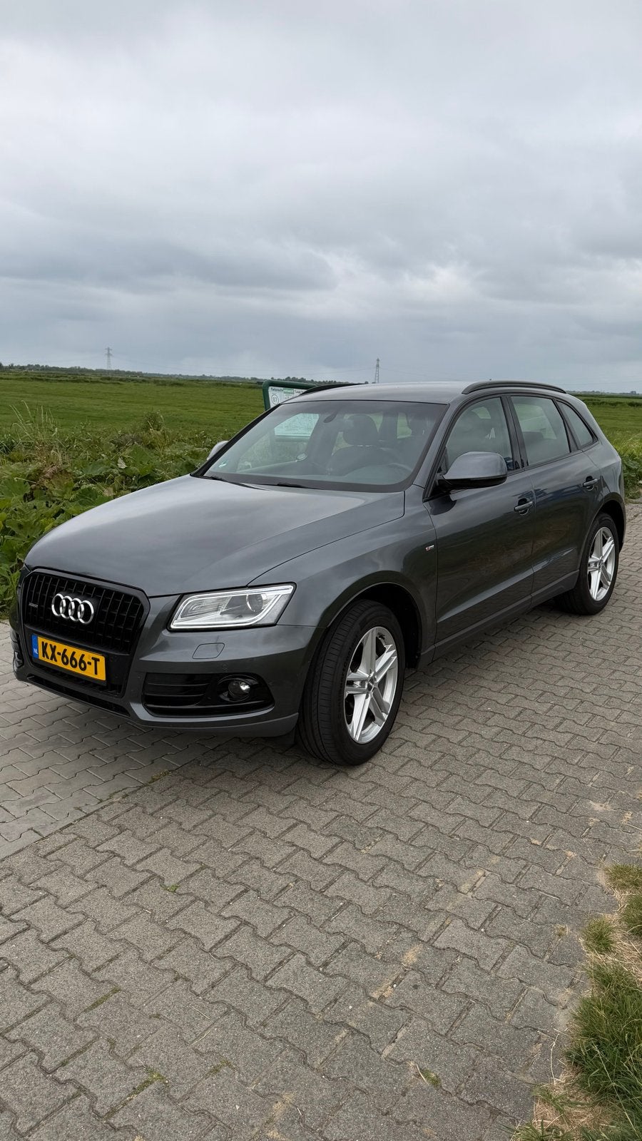 Audi Q5 2.0 Tfsi 132KW Quattro 2015 Grijs, Auto's, 13 km/l, 4 cilinders, 179 pk, Handgeschakeld