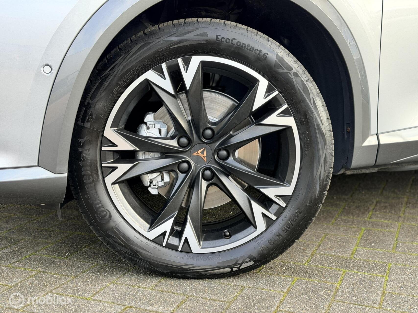CUPRA Formentor 1.4 e-Hybrid Business 1e Eigenaar NIEUWSTAAT, Auto's, Dealer onderhouden, Verwarmde buitenspiegels, Gebruikt, 4 cilinders