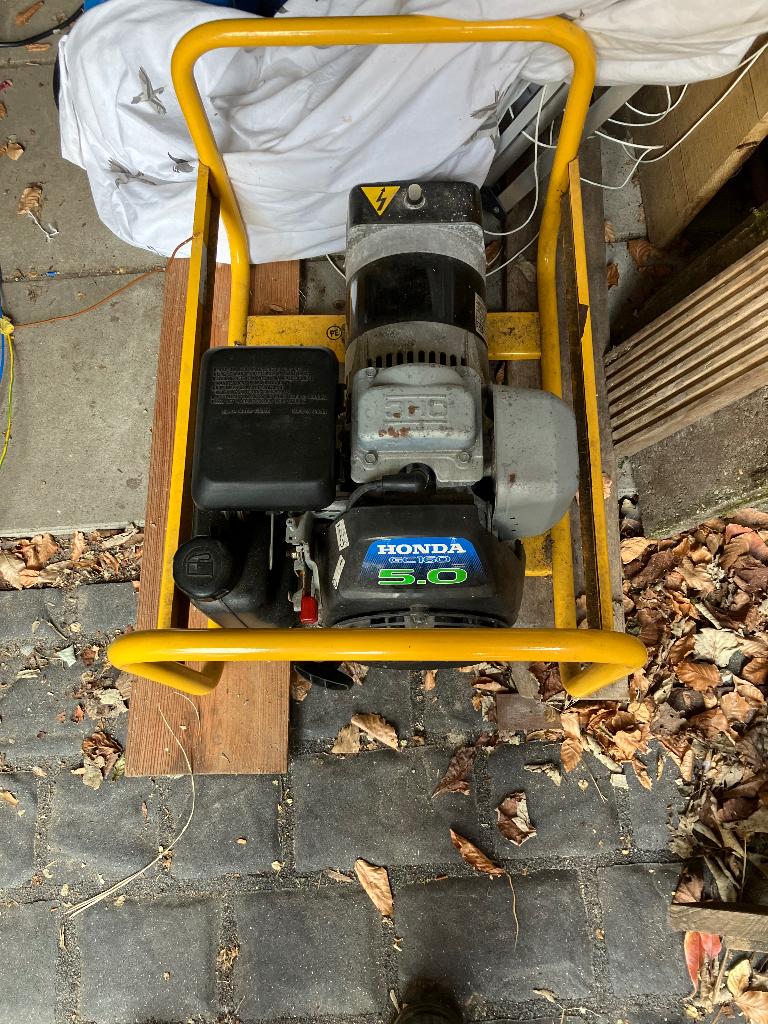 Honda generator, Ophalen, Gebruikt, Minder dan 5 kVA, Benzine
