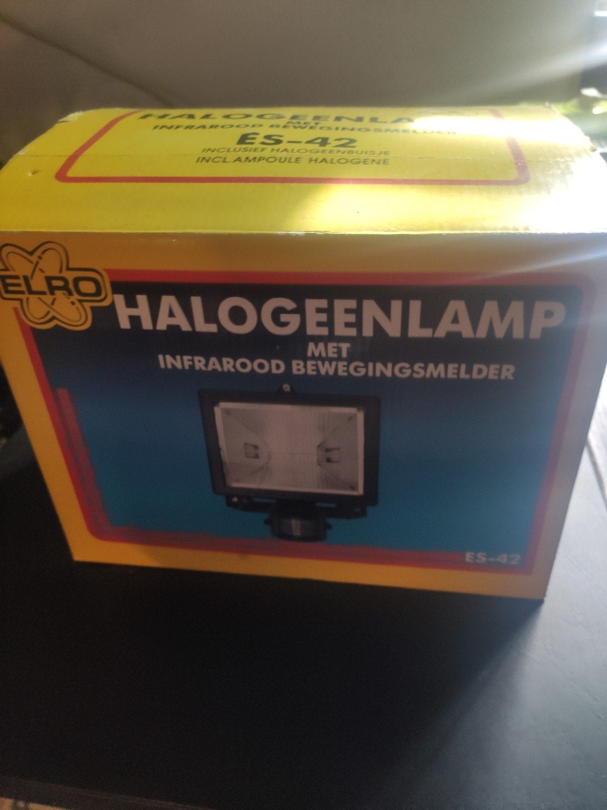 ELRO Halogeenlamp ES-42 met infrarood bewegingsmelder, Ophalen of Verzenden