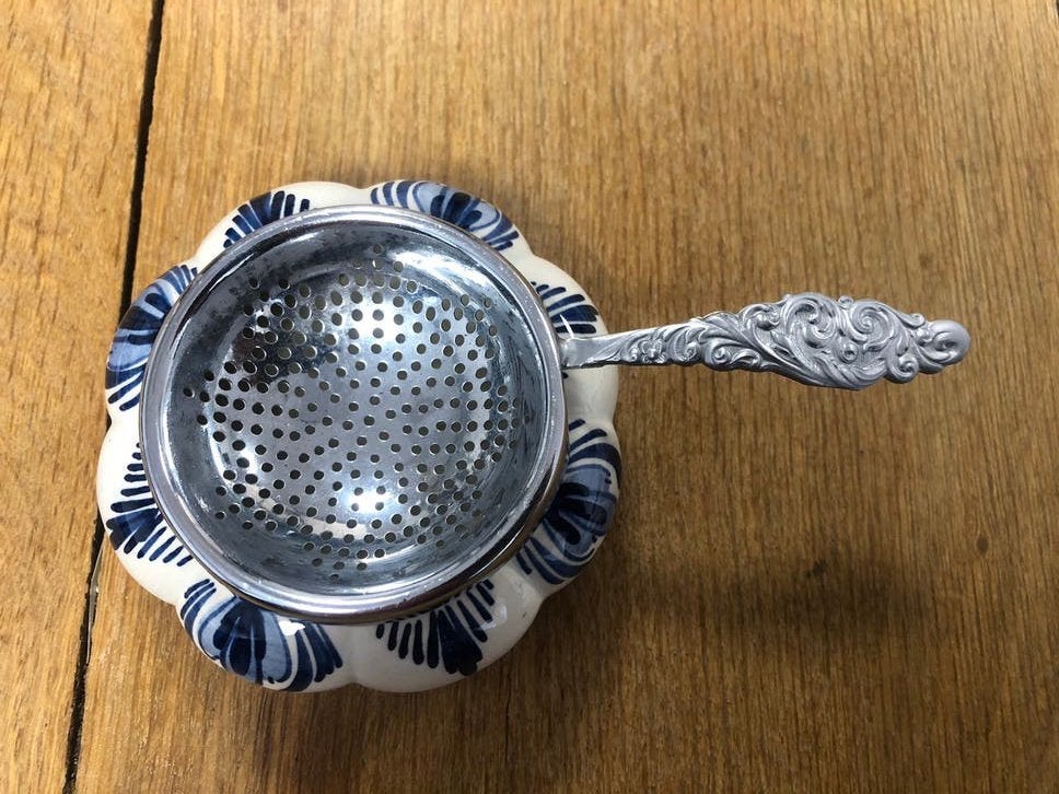 Theezeefje met lekbakje Delfts Blauw, Ophalen of Verzenden