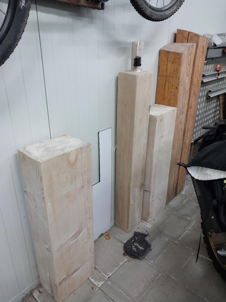 Houten sokkels/zuilen en lampvoet - Balken diverse maten, Huis en Inrichting, Woonaccessoires | Zuilen en Pilaren, Ophalen