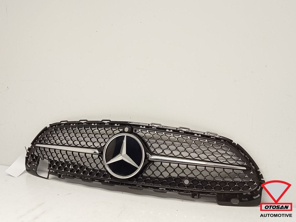 Mercedes C Klasse W206 Grille Daimond Camera A2068882100, Gebruikt, Mercedes-Benz AG, Mercedes-Benz, Ophalen of Verzenden