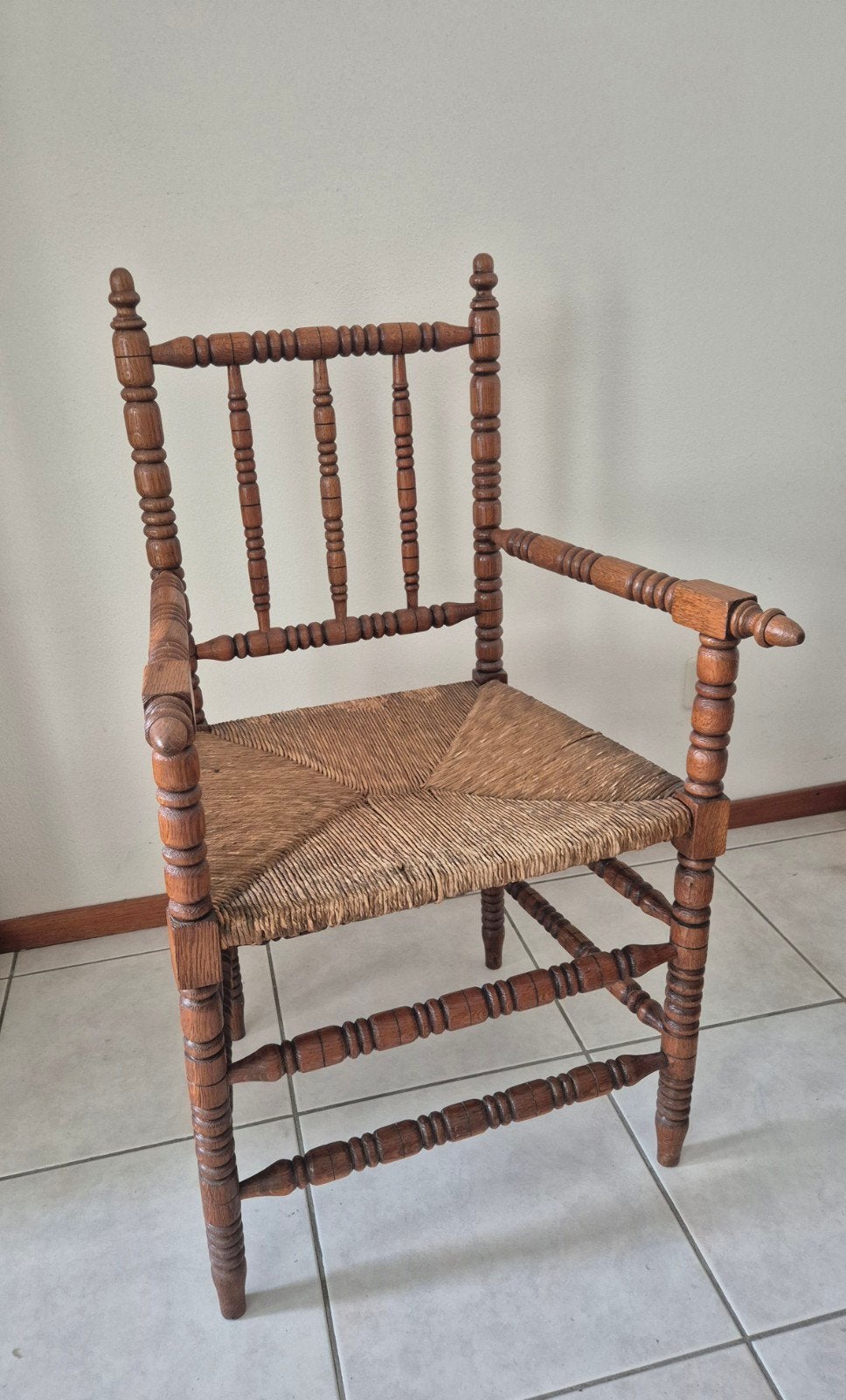Antieke houten stoel met rieten zitting, Antiek en Kunst, Antiek | Meubels | Stoelen en Banken, Ophalen