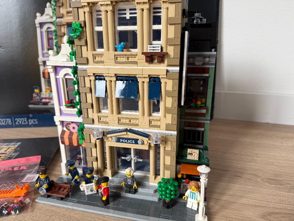 LEGO Creator Expert 10278 Politiebureau, Lego, Ophalen of Verzenden, Compleet, Zo goed als nieuw