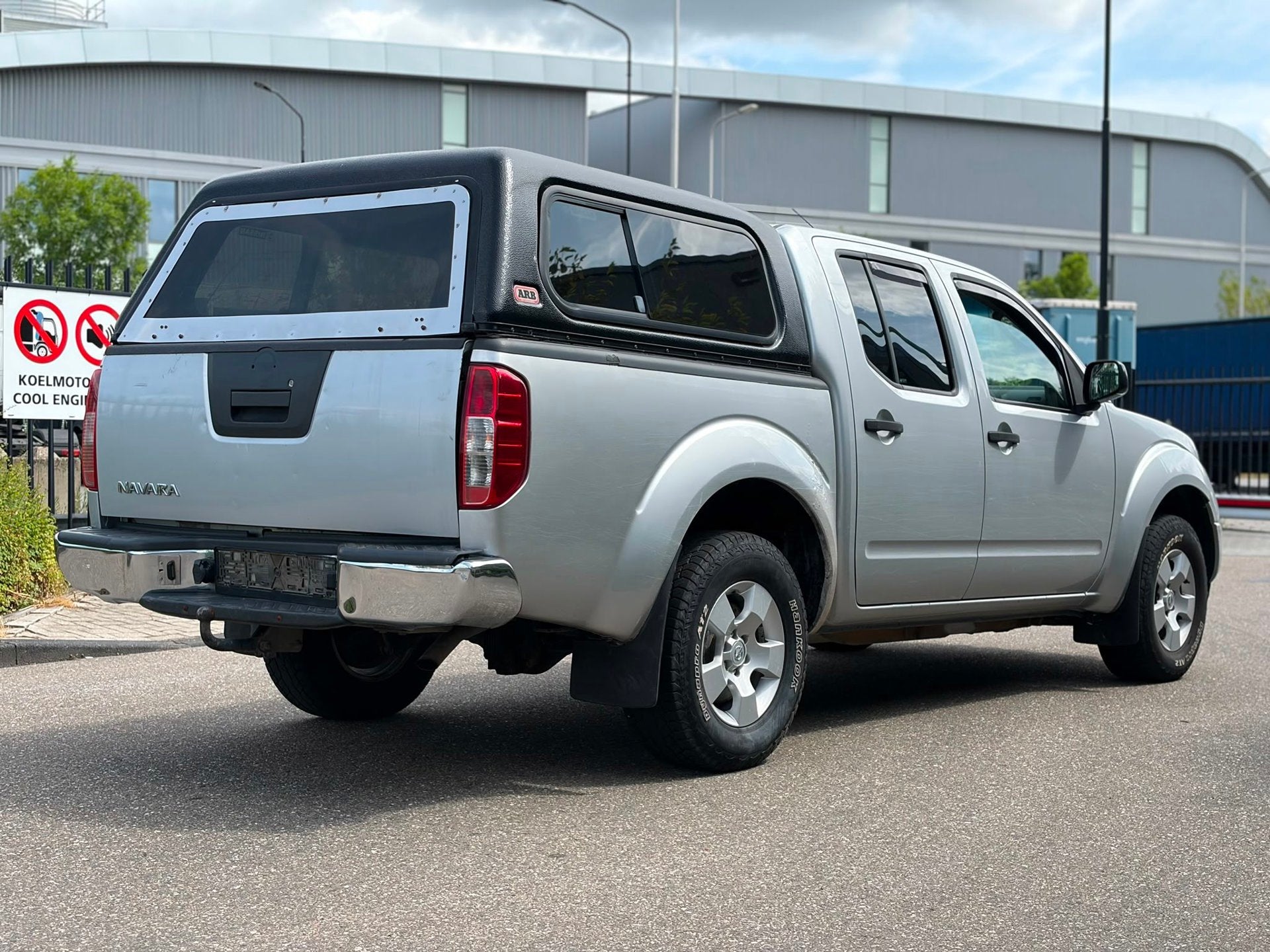 Nissan Navara 2.5 dCi SE Double Cab Export, Stof, Gebruikt, Origineel Nederlands, Bedrijf