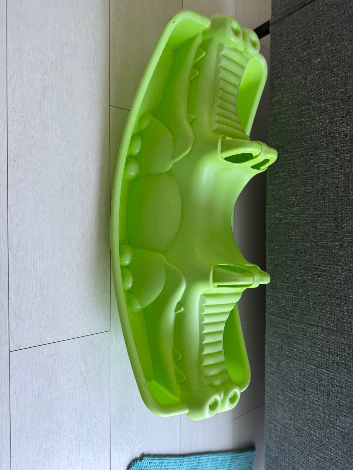 Seesaw crocodile, Ophalen, Gebruikt
