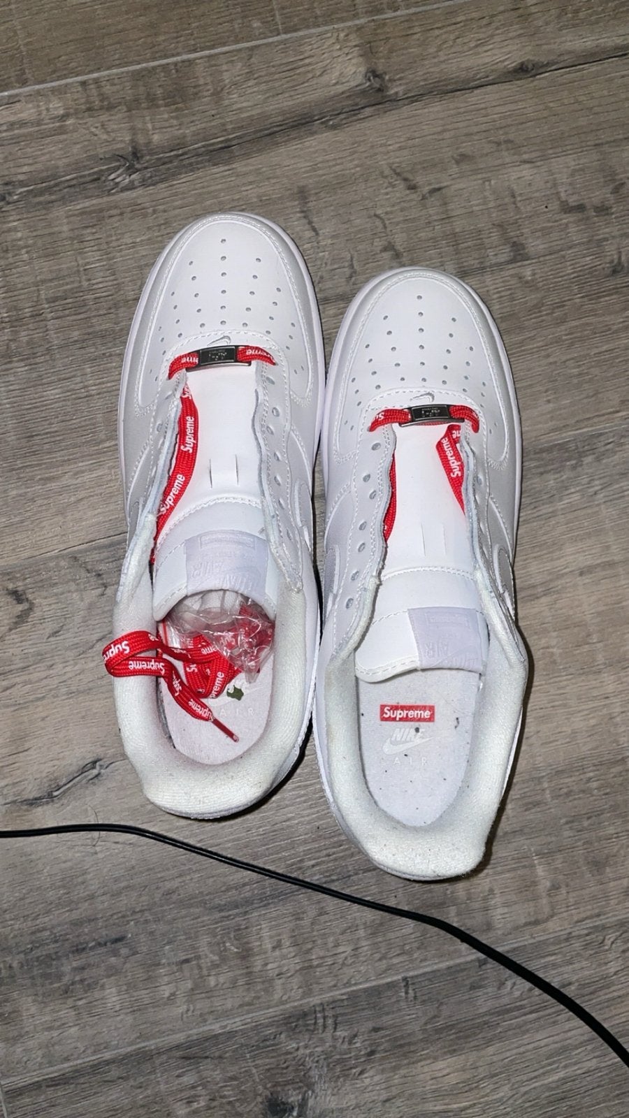 Nike Air Force 1 Low Supreme White, Ophalen of Verzenden, Nieuw, Wit, Sneakers of Gympen