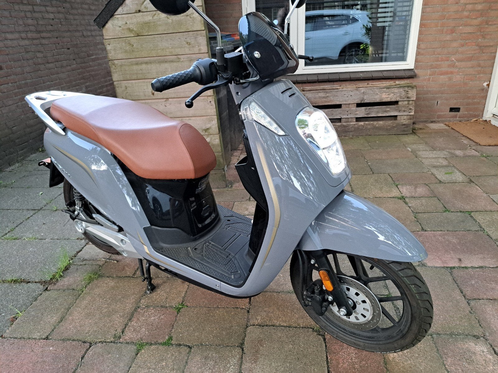Nieuwe Nipponia E-Viball elektrische scooter, Fietsen en Brommers, Ophalen, Nieuw, Elektrisch, Overige merken