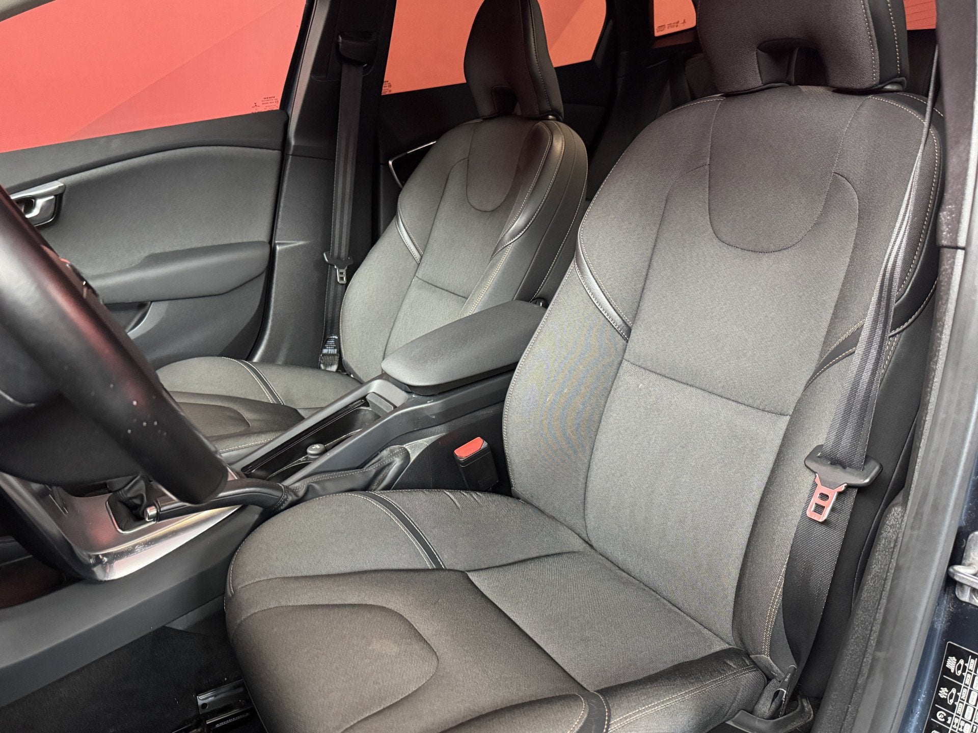Volvo V40 Cross Country 1.5 T3 Nordic+ | Automaat | Navigati, Auto's, Volvo, Stof, 700 kg, Blauw, Origineel Nederlands