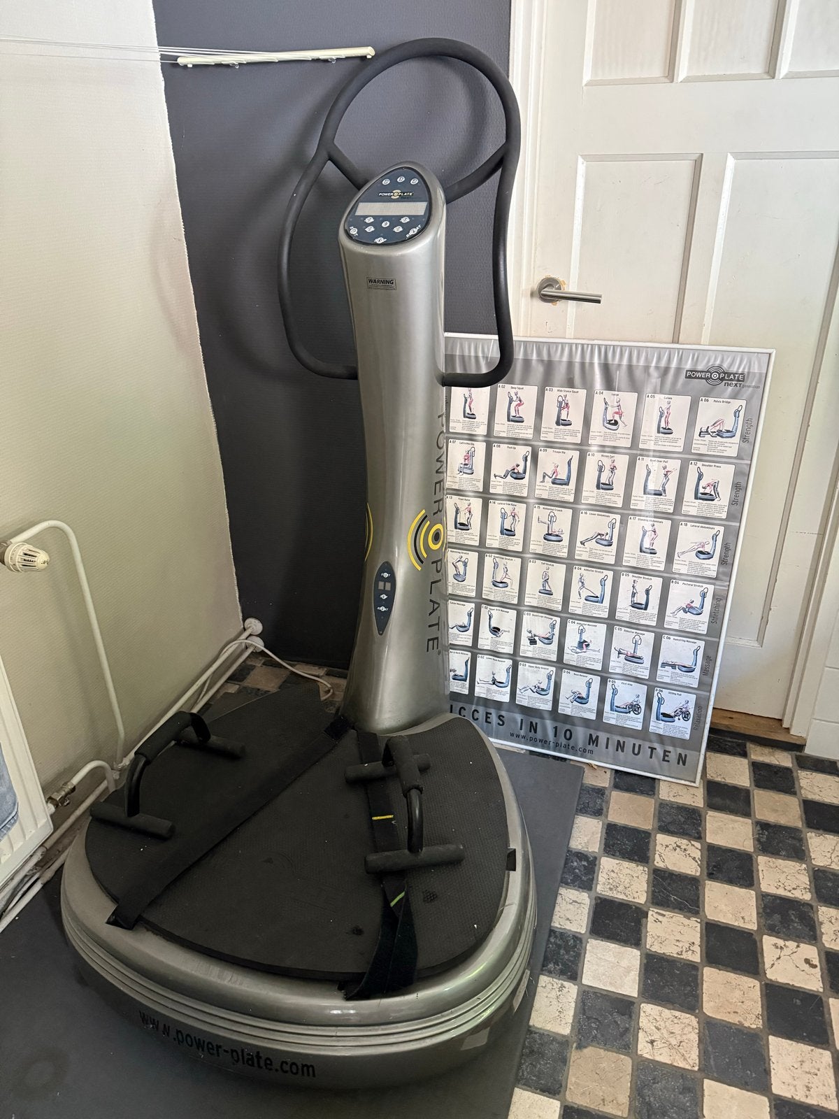 Professionele Power Plate trilplaat met trainingsposter, Ophalen, Trilplaat