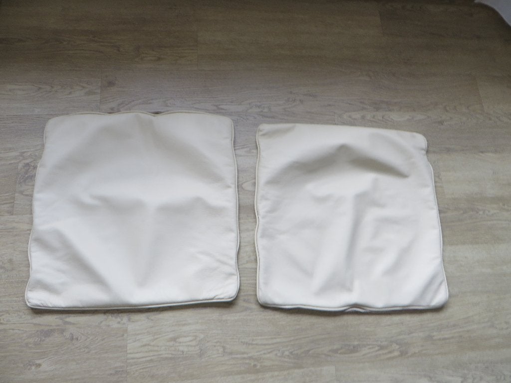 Kussenhoes Leer Beige 2 stuks 54 x 54 cm, Huis en Inrichting, Overige merken, Beige, Ophalen of Verzenden, Zo goed als nieuw