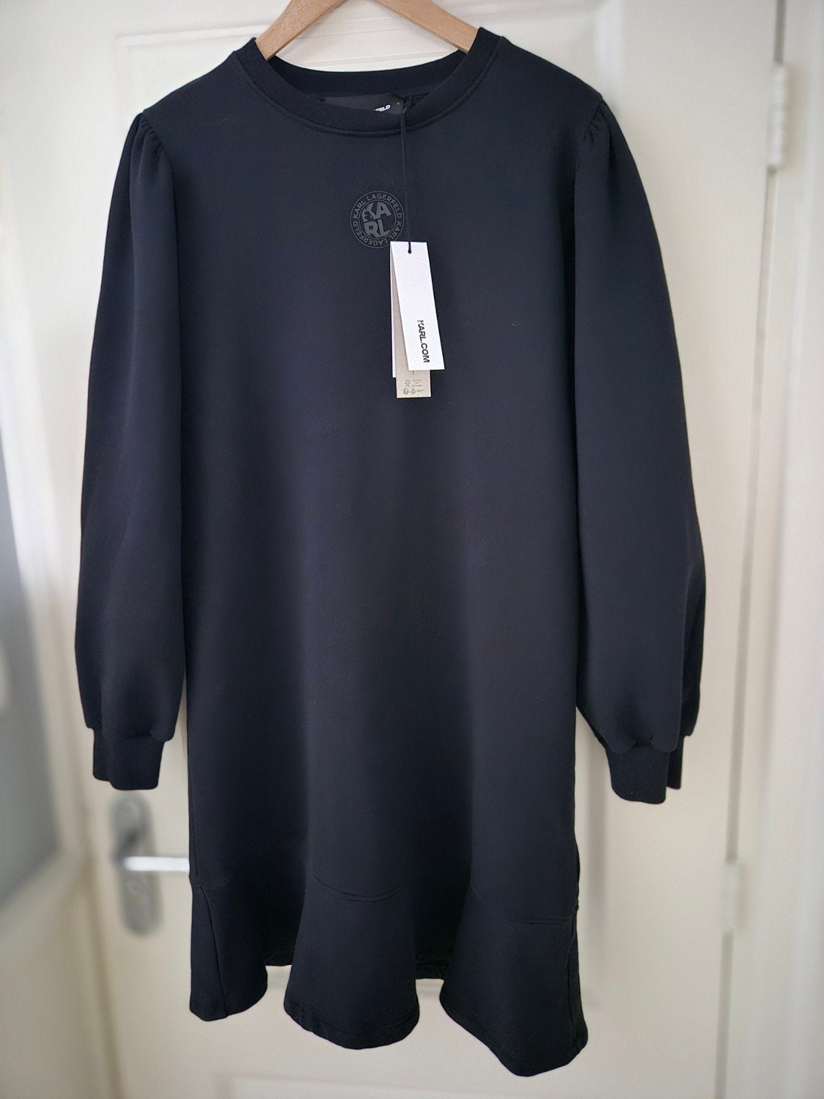 Nieuwe zwarte lange trui van Karl Lagerfeld in maat L, Karl Lagerfeld, Zwart, Maat 42/44 (L), Nieuw