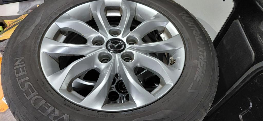 Mazda velgen 2023 winter banden 5/6 mm vredestein maat zie f, Auto-onderdelen, Banden en Velgen, Ophalen of Verzenden, Winterbanden