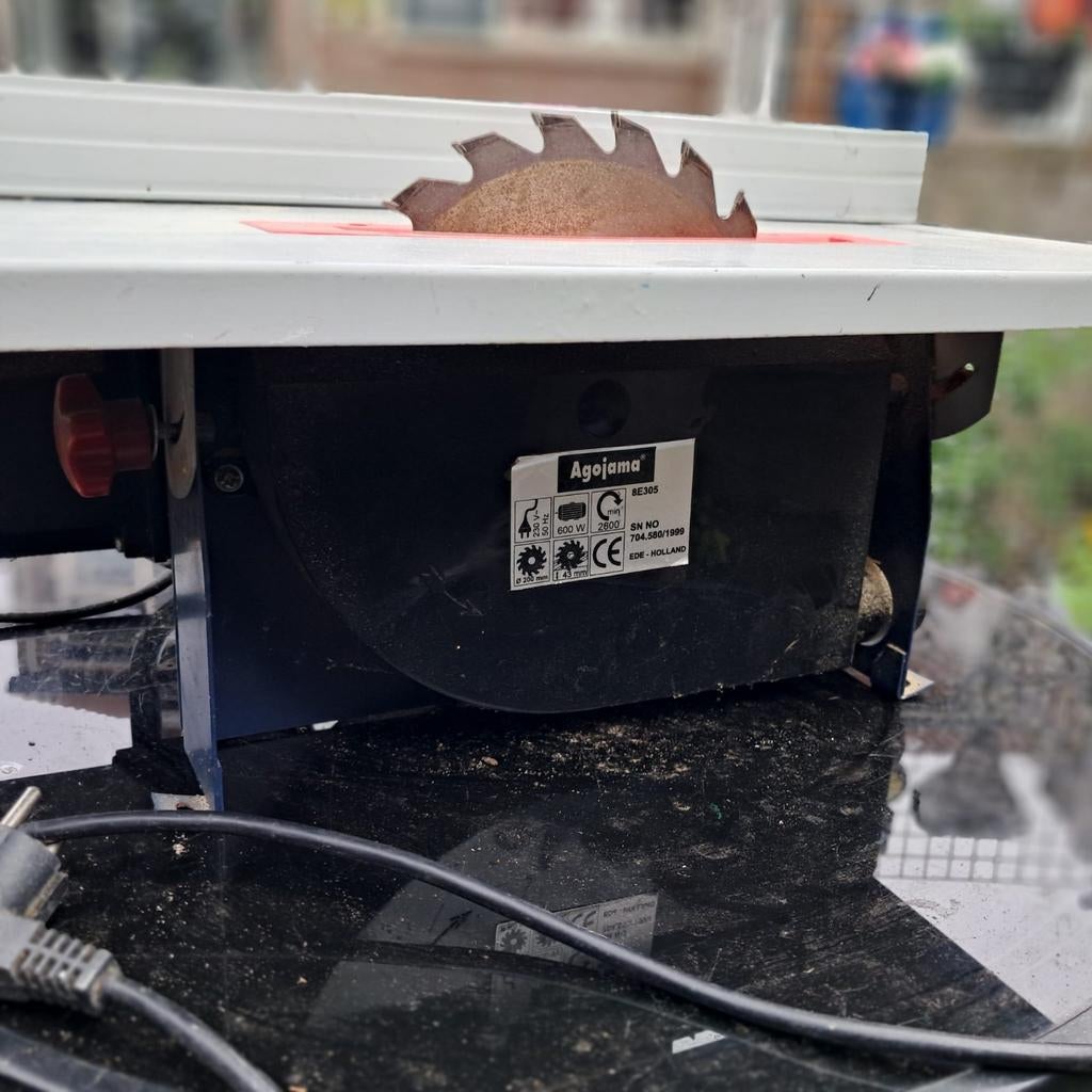 Agrojama Tafelcirkelzaag, Ophalen, Cirkelzaag, 600 tot 1200 watt, Zo goed als nieuw
