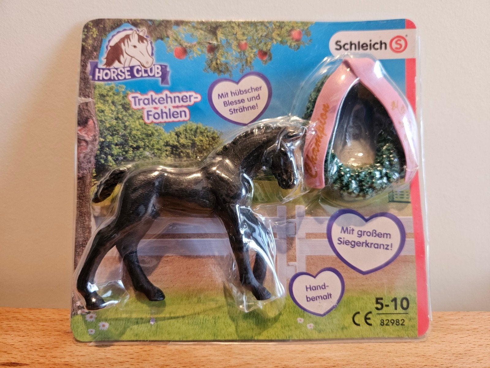Schleich tijdschrift Trakehner veulen 82982, Verzamelen, Dierenverzamelingen, Ophalen of Verzenden, Zo goed als nieuw, Paard, Beeldje of Figuurtje