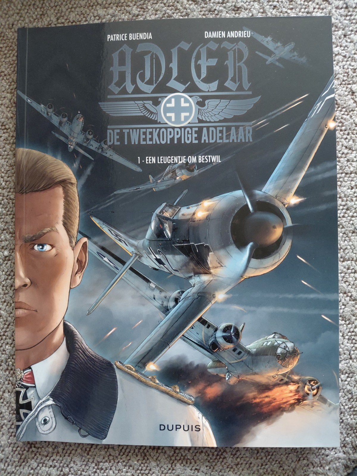 De Tweekoppige Adelaar / 2 reeksen sc., Eén stripboek, Ophalen of Verzenden