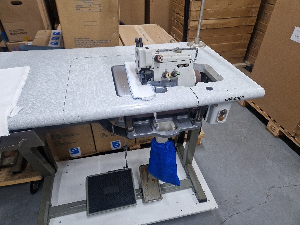 Brother 3 Draads Overlock machine4, Ophalen, Gebruikt, Lockmachine, Industrieel