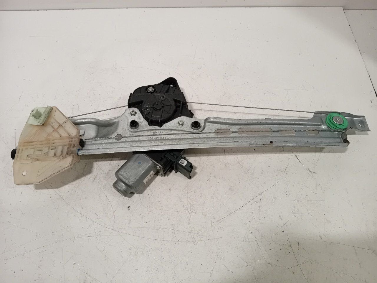 Raammechaniek elektrisch rechts achter Renault Talisman, Onderdelen@venauto.nl, Van der Ven Autorecycling B.V., Gebruikt, Ettenseweg 76, 4706 PB Roosendaal, The Netherlands
