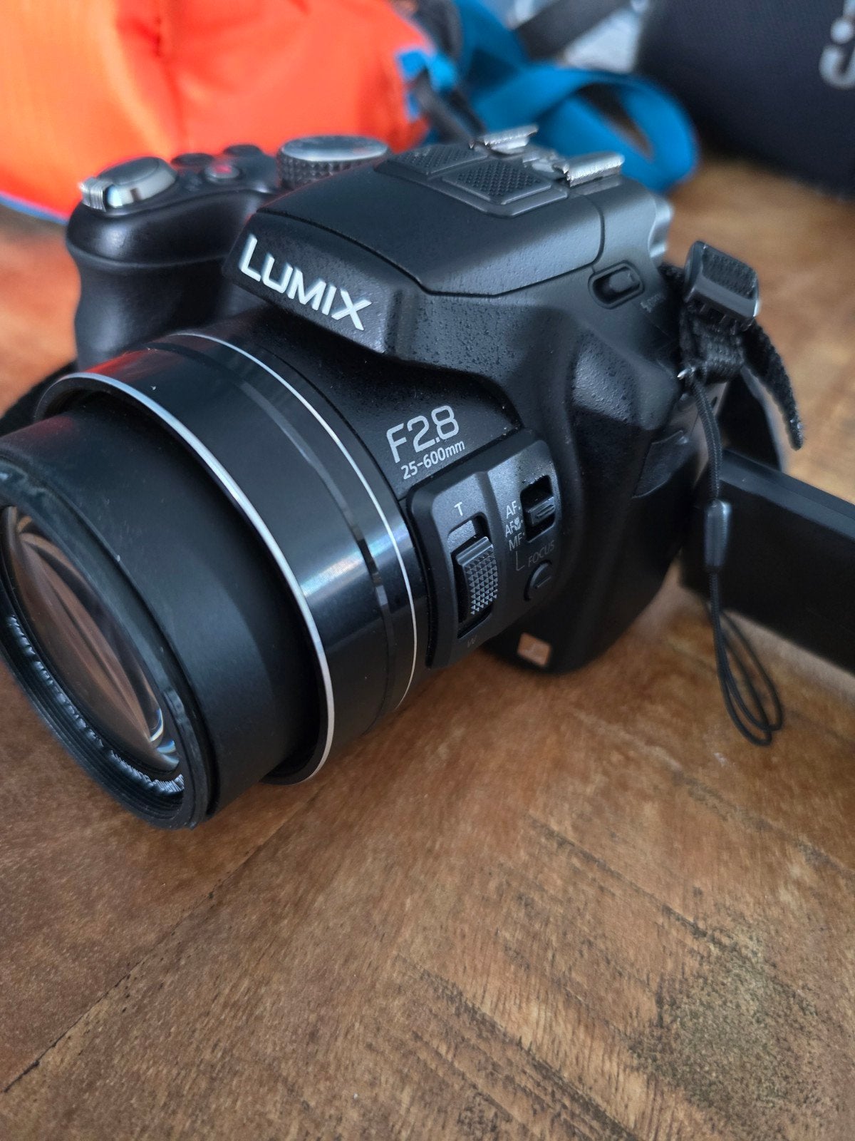 Panasonic Lumix DMC-FZ200 Bridgecamera met Leica lens, Audio, Tv en Foto, Fotocamera's Digitaal, Panasonic, Ophalen of Verzenden