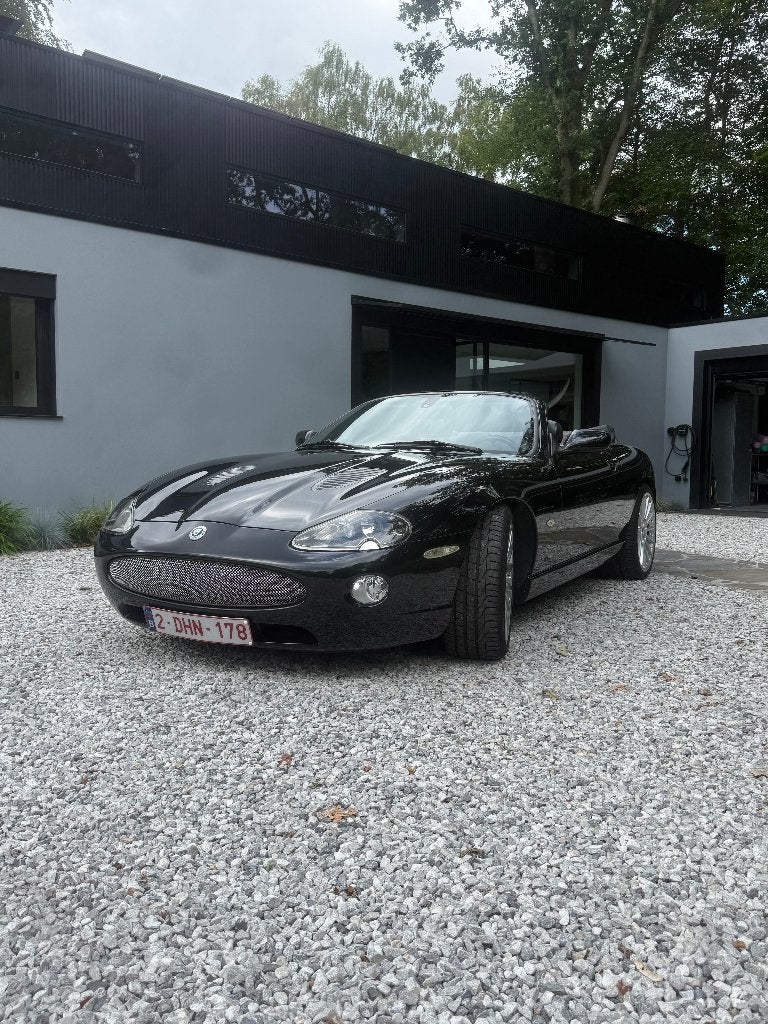 Jaguar XKR 4.2L Supercharged Convertible 2005