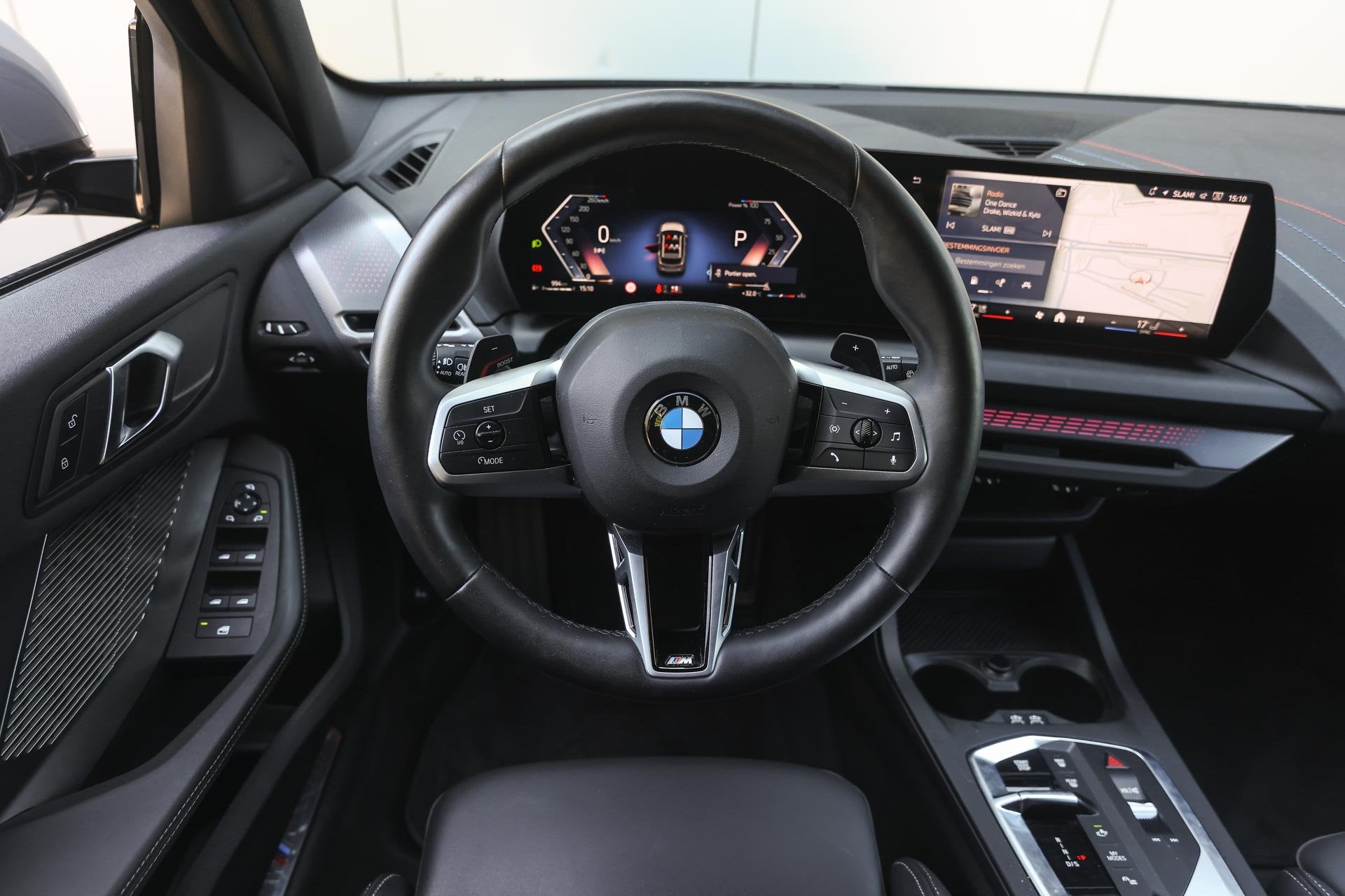 BMW 1 Serie 120 M Sport Automaat / Sportstoelen / Achteruitr, 156 pk, Met garantie (alle), Bedrijf, 19 km/l
