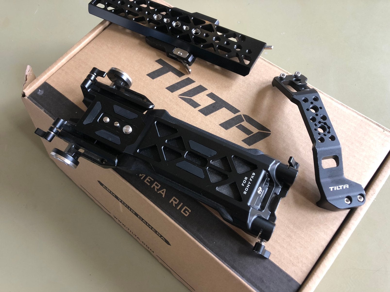 Tilta camera rig, Ophalen of Verzenden, Gebruikt, Sony, Geen optische zoom