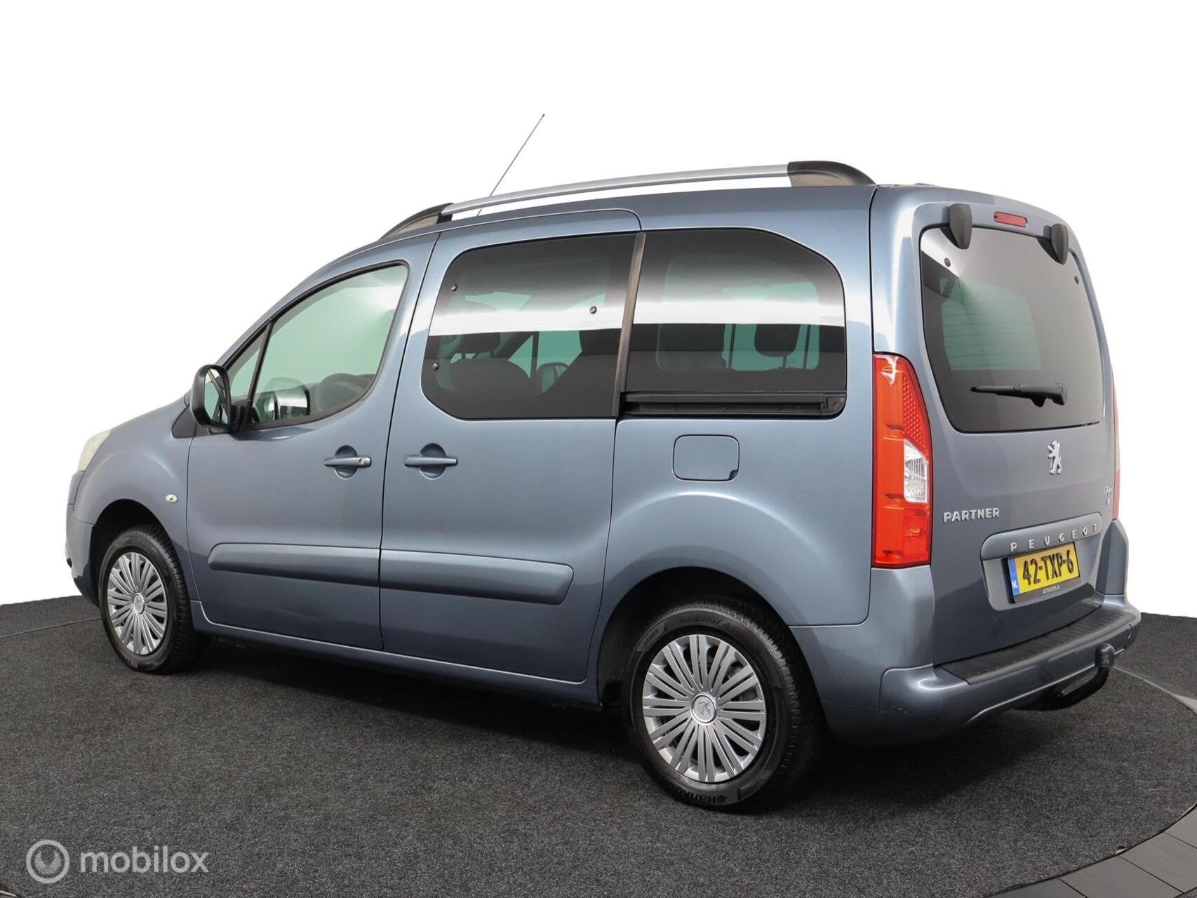 Peugeot Partner Tepee 1.6 VTi Family | 5-Persoons | dubbele, Voorwielaandrijving, Euro 5, Gebruikt, Zwart