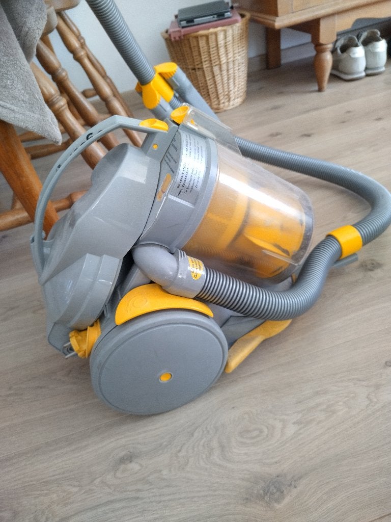 Dyson DC05 Dual Cyclone Stofzuiger - Goede Staat