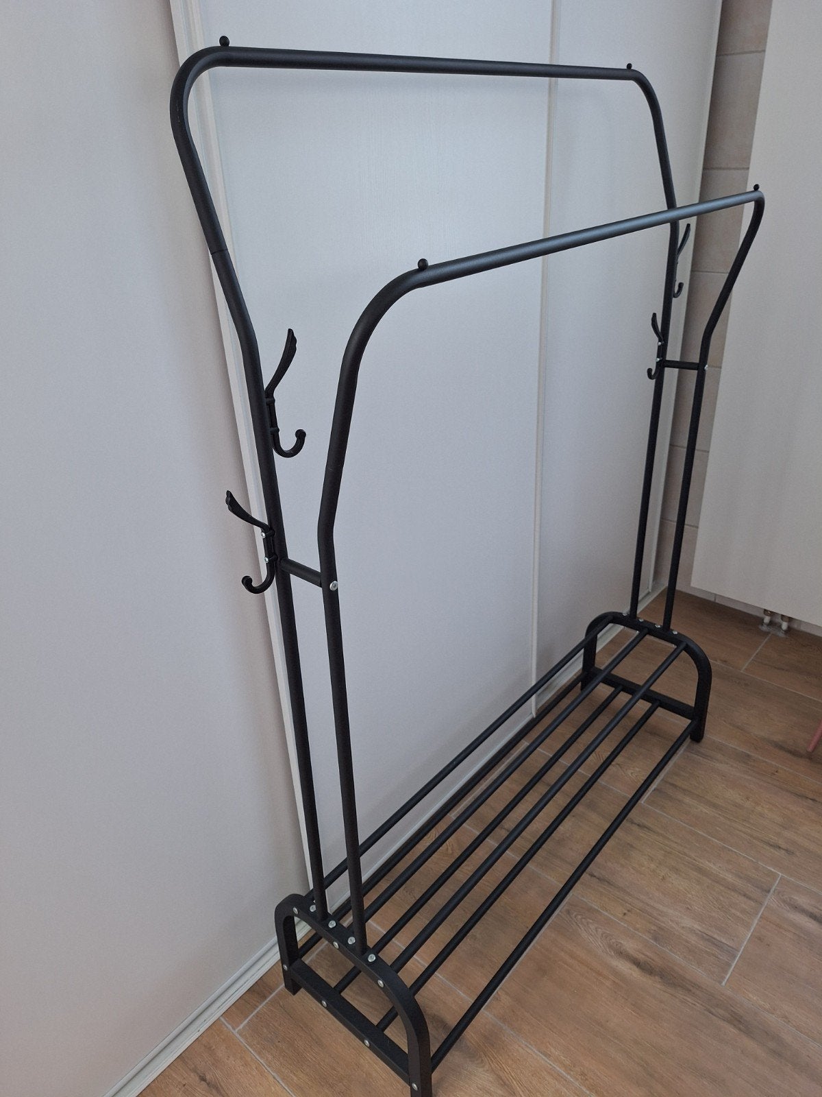 Zwart metalen kledingrek Home 24., Kleding | Dames, Ophalen