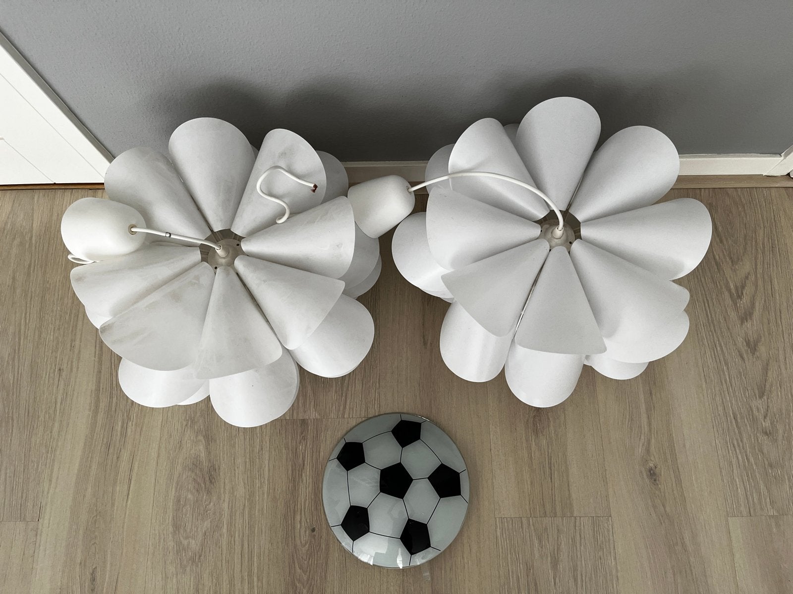 2 IKEA hanglampen en plafondlamp voetbalmotief, Huis en Inrichting, Ophalen, Gebruikt, Kunststof, Minder dan 50 cm