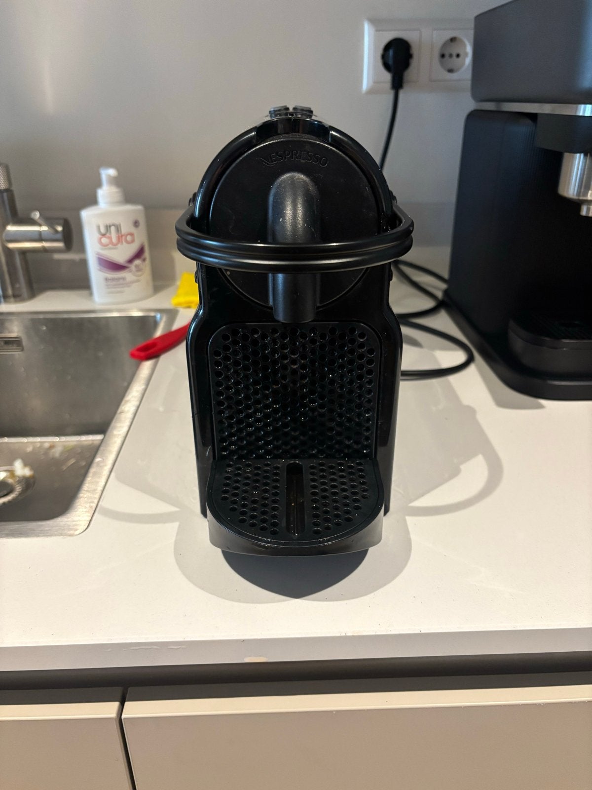 Nespresso Magimix Inissia Koffiezetapparaat Zwart, Witgoed en Apparatuur, Koffiezetapparaten, Gebruikt, Espresso apparaat, Ophalen of Verzenden