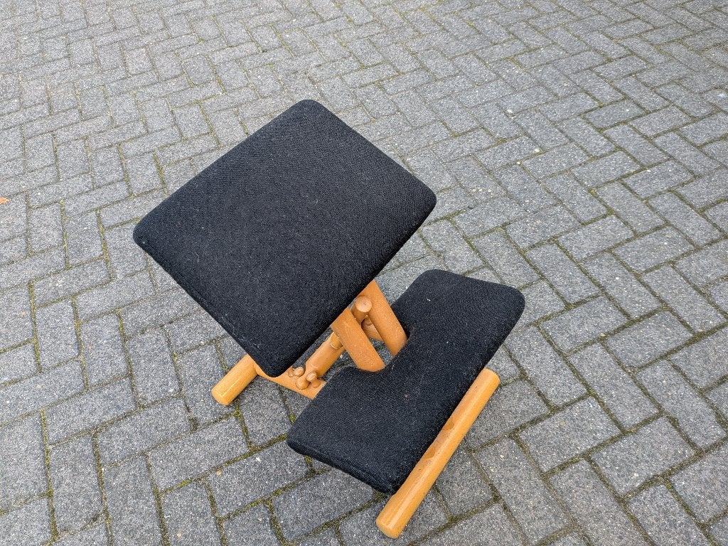Stokke / Variér Multi Balans ergonomische kniestoel – zwart, Ophalen, Zwart, Zo goed als nieuw, Bureaukruk